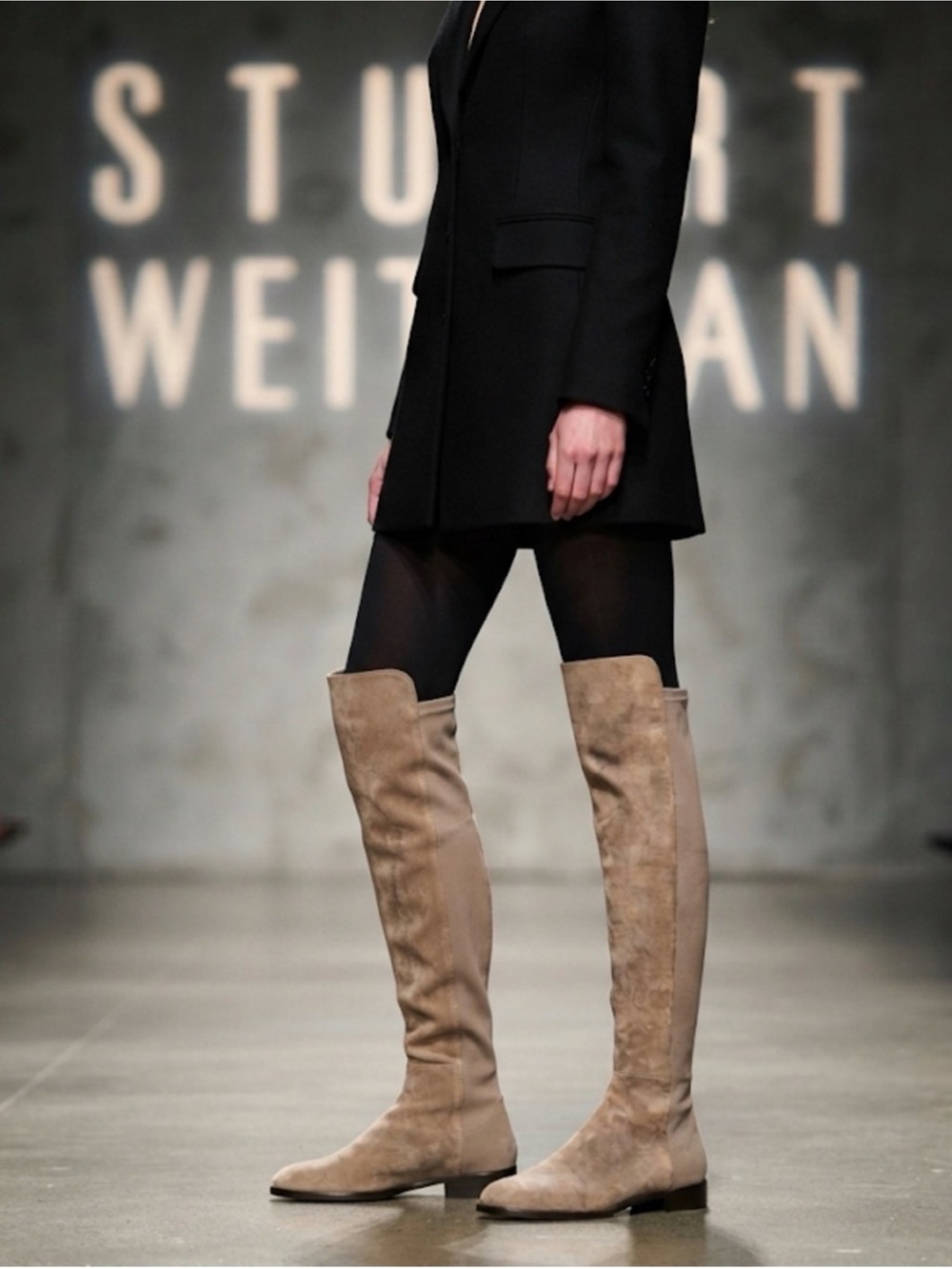 Authentic Stuart Weitzman designer suede leather knee high boots sz 8